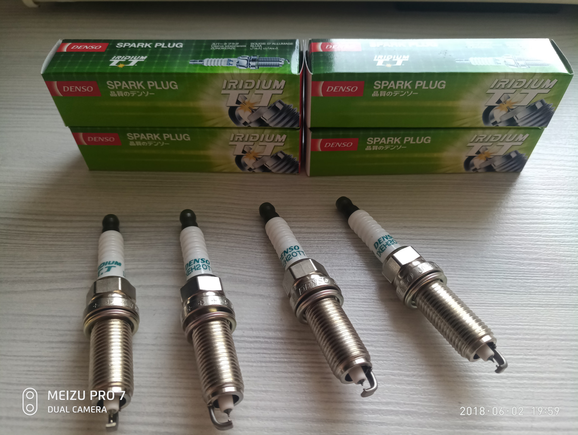 Спайк свечи. Свеча зажигания 307в УМЗ. Свеча зажигания FAW v2. Denso Iridium Plug. 21127 Свечи зажигания.