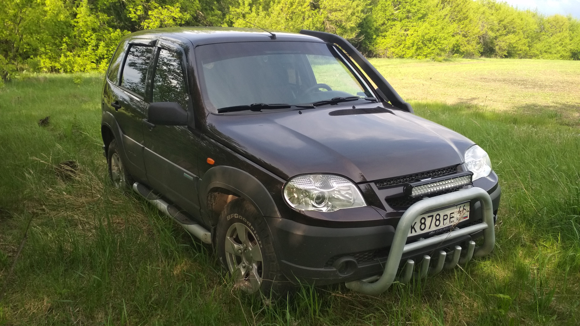 Chevrolet Niva GLX 1.7 бензиновый 2009 | Цвет *Дикая слива* на DRIVE2