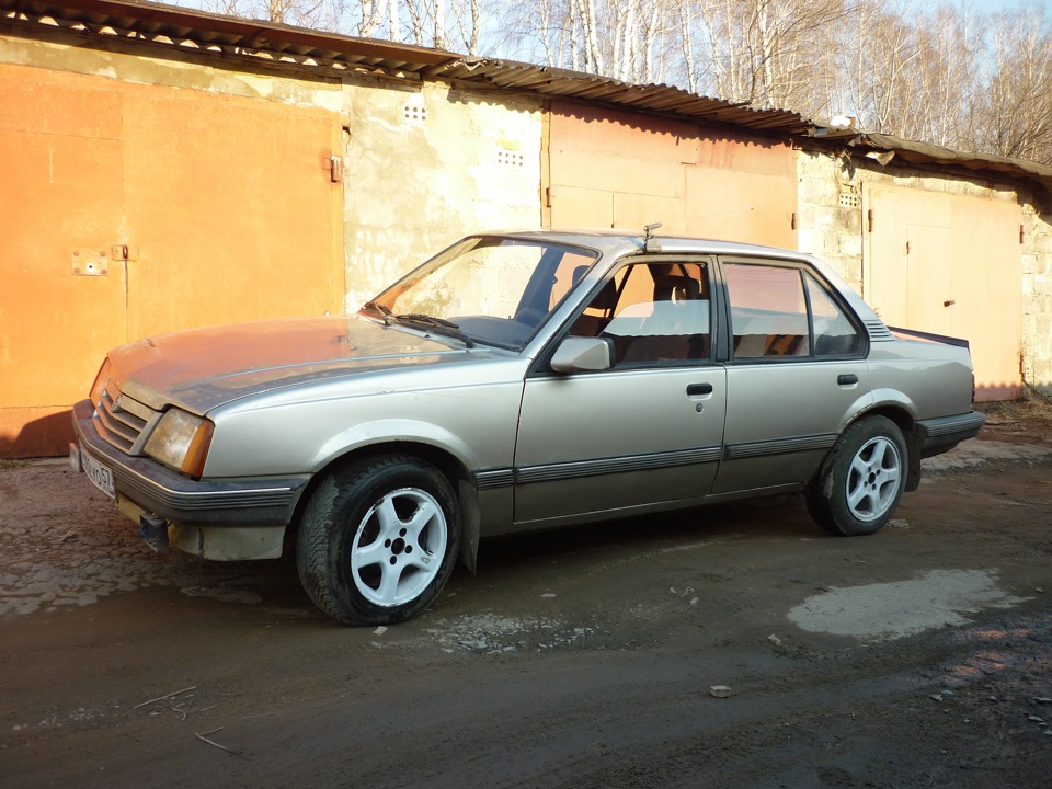 Opel Ascona 1987