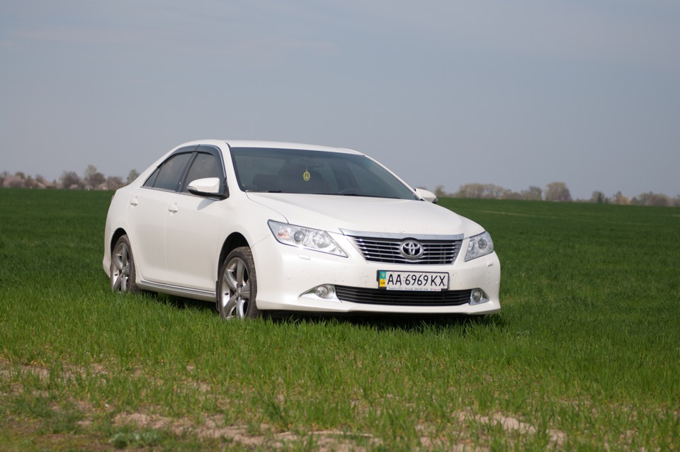 Toyota Camry drive2