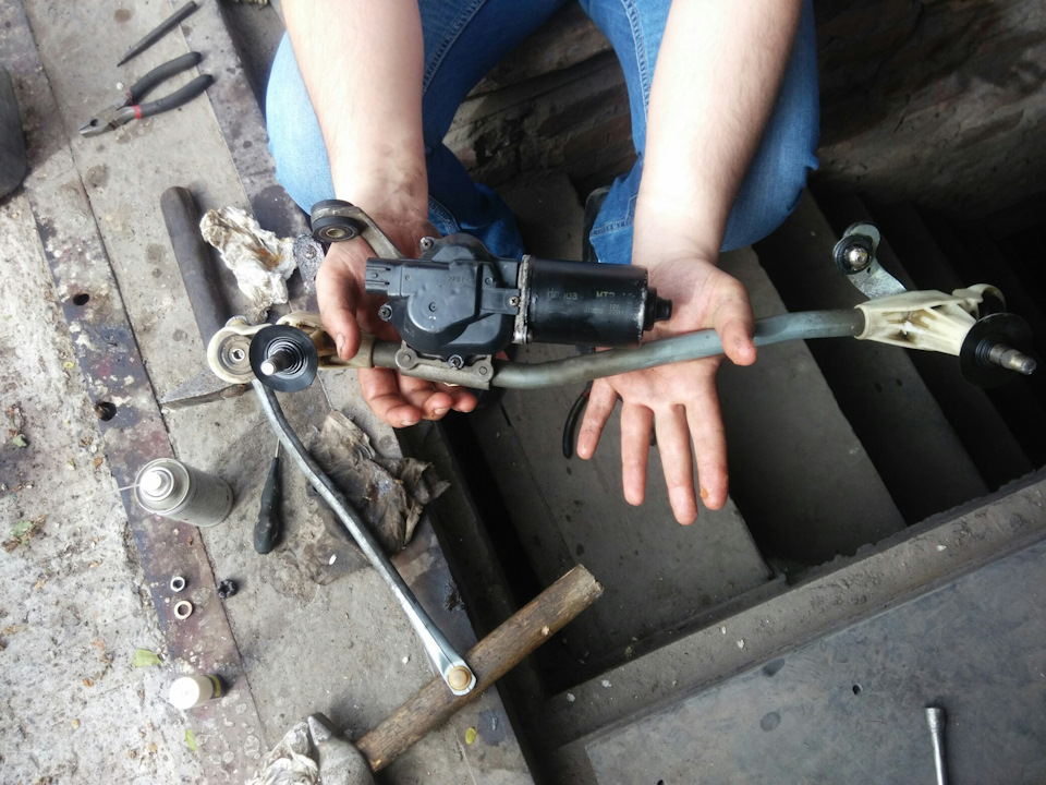 Избавление от скрипа дворников — Honda Fit (1G), 1,5 л, 2002 года ...