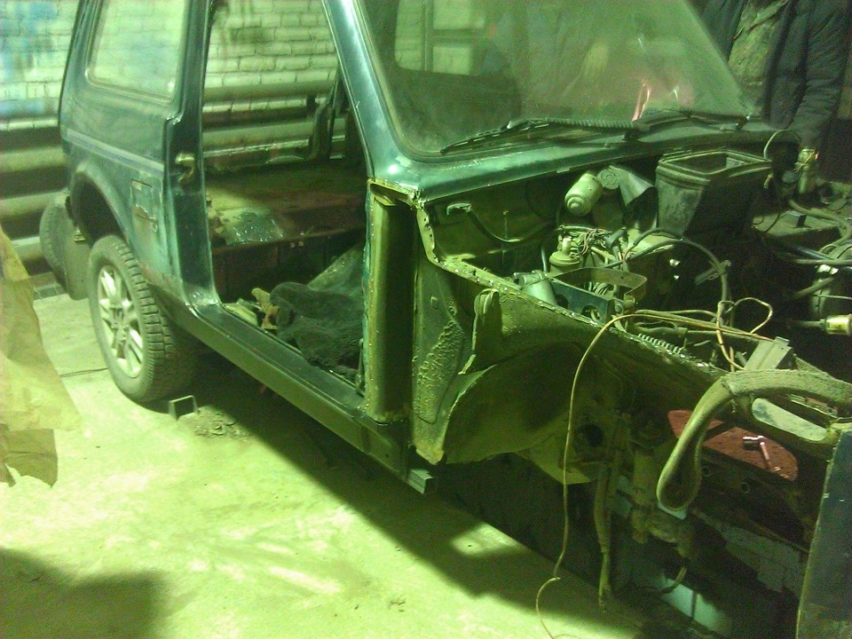 замена порогов, обварка лонжеронов. — Lada 4x4 3D, 1,7 л, 1997 года ...
