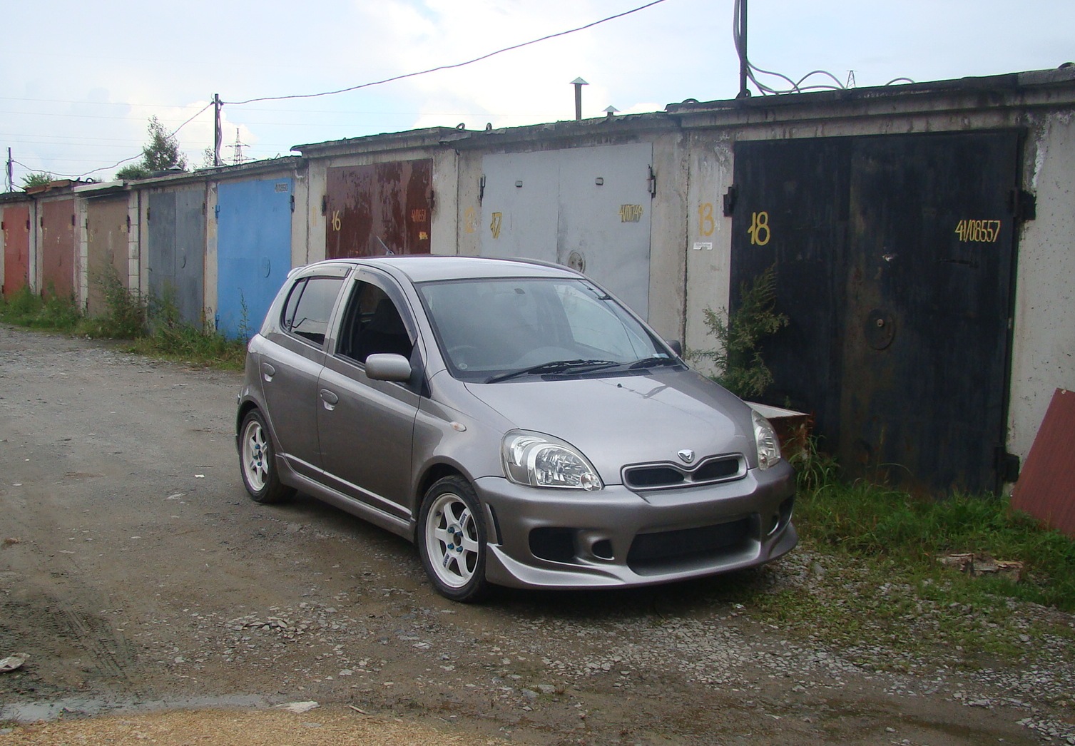 Toyota Vitz 2001 Tuning