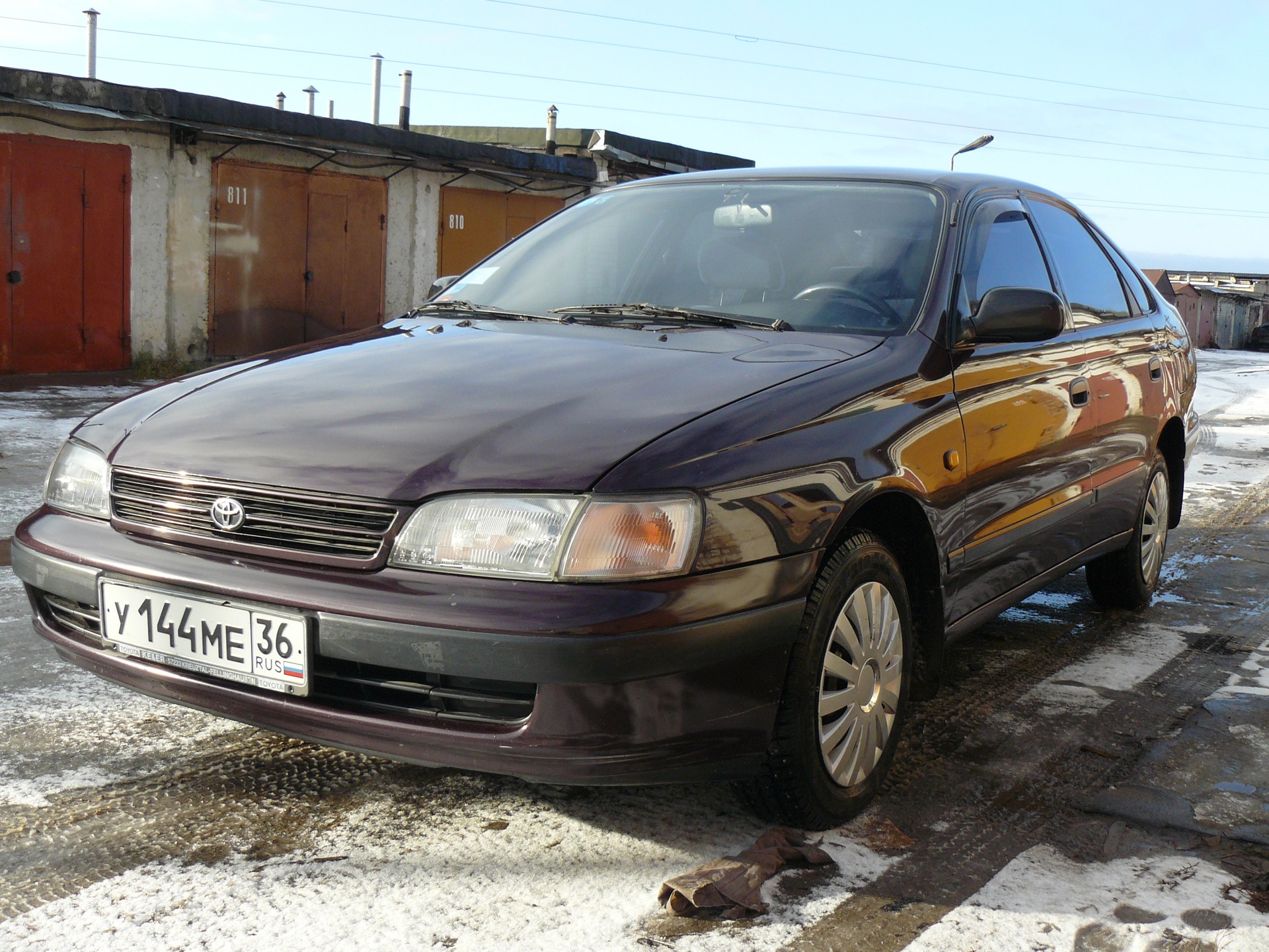 Toyota Carina ные Карина е