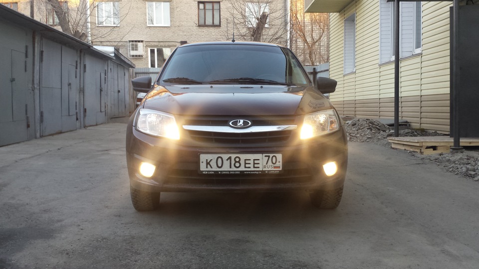Установил туманки и сигнал Hella — Lada Гранта (1G), 1,6 л, 2015 года ...