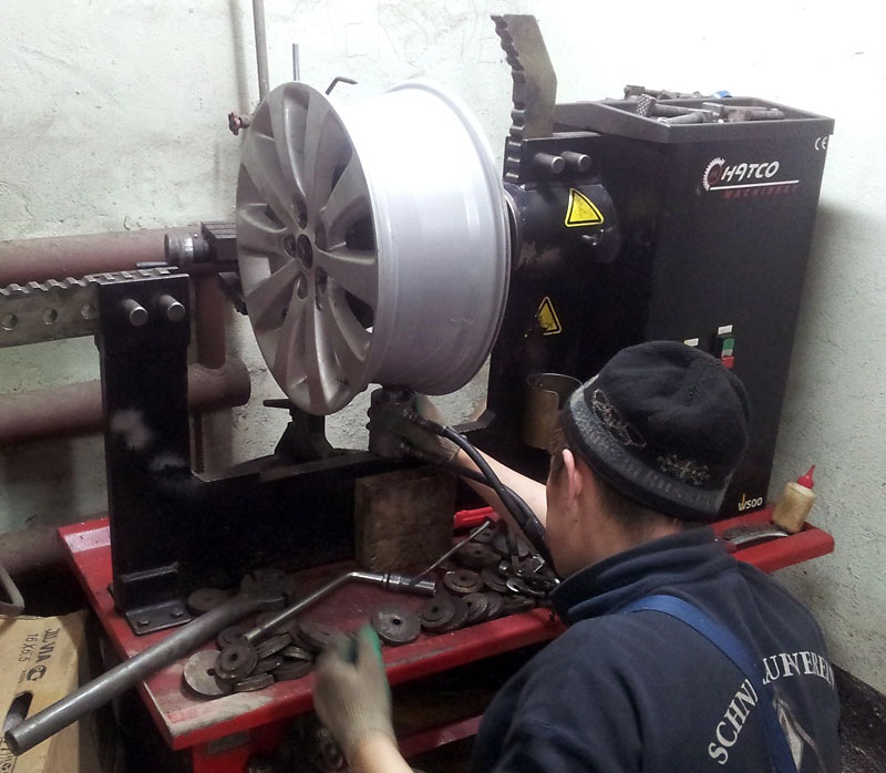 Прокатка диска — Opel Astra J, 1,4 л, 2011 года | визит на сервис | DRIVE2