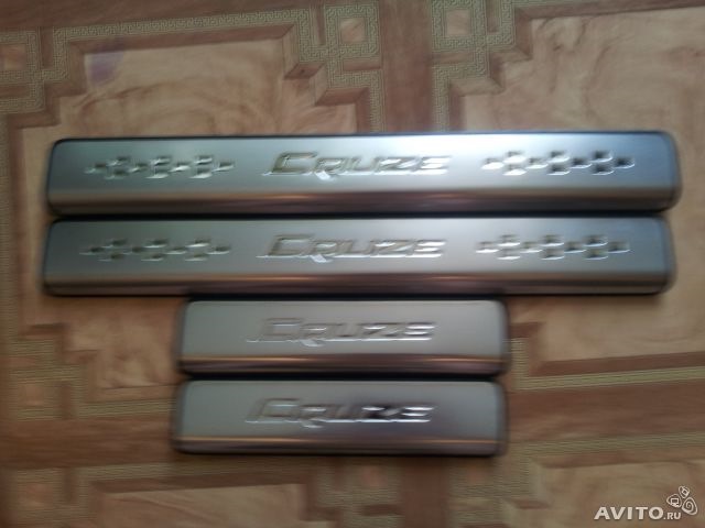 Продам накладки на пороги Superb, camry, cruze, fabia — DRIVE2