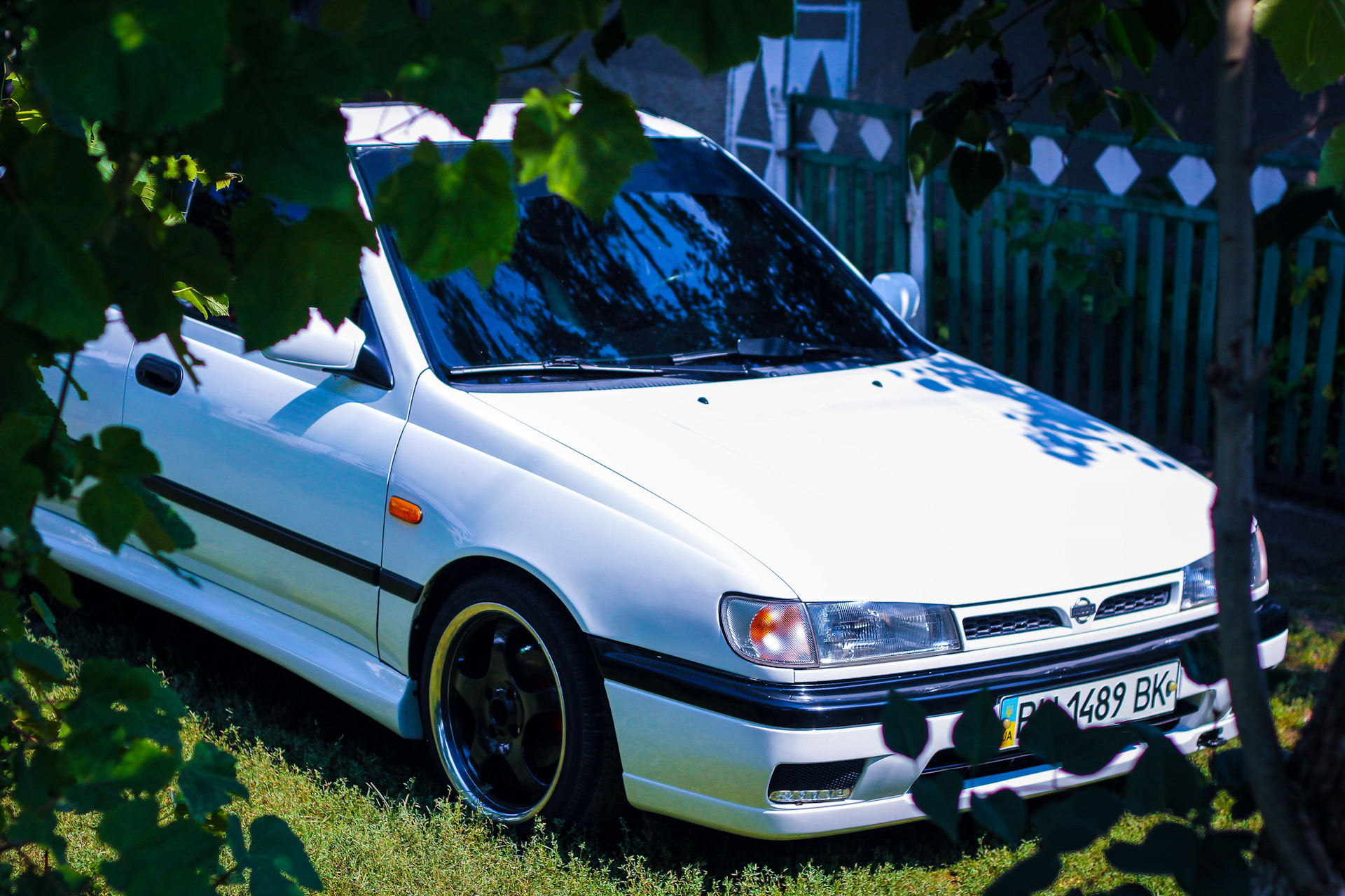 Ниссан санни. Nissan Sunny 1992 белая. Nissan Sunny b13 Беларусь. Nissan Sunny 1992 тюнинг. Nissan Sunny 1.6 at, 1992.