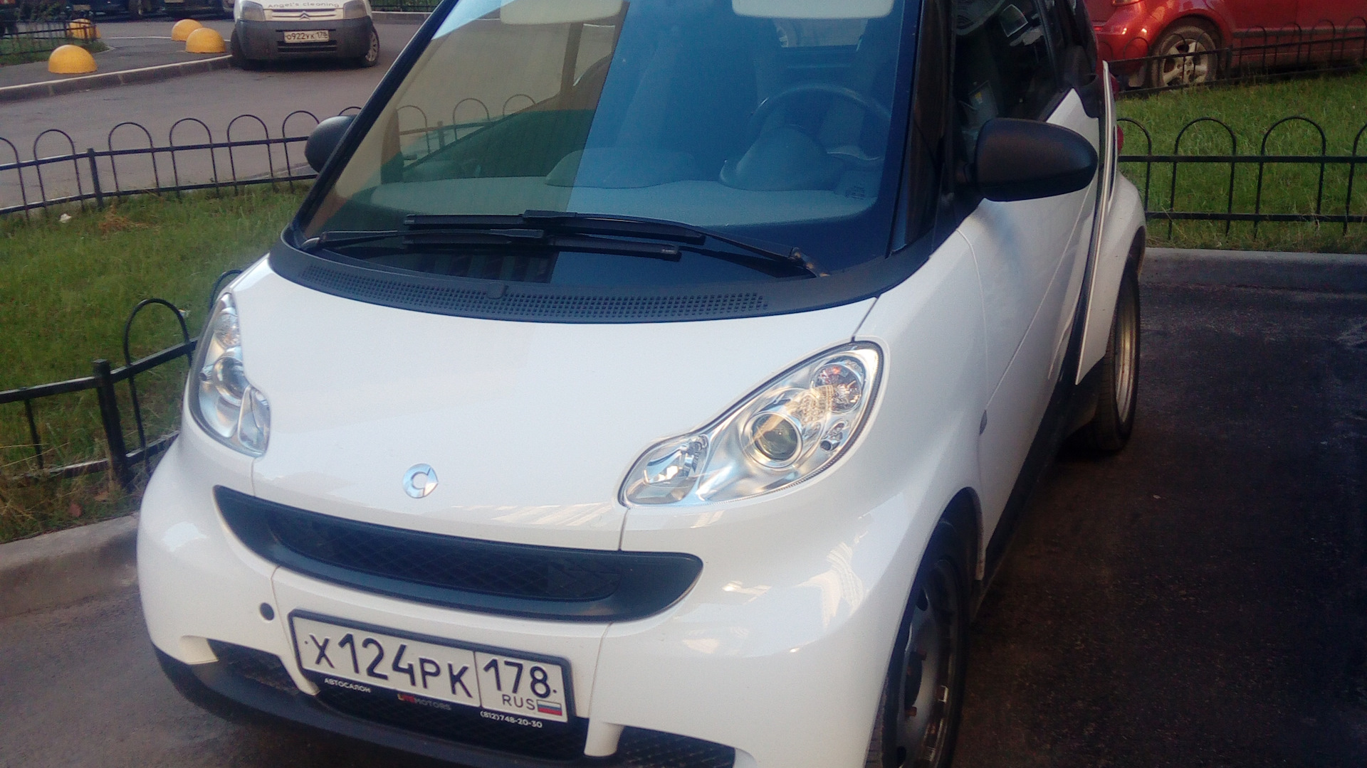 Smart fortwo (2G) 1.0 бензиновый 2009 | БЕЛЫЙ ХОРЁК)))) на DRIVE2