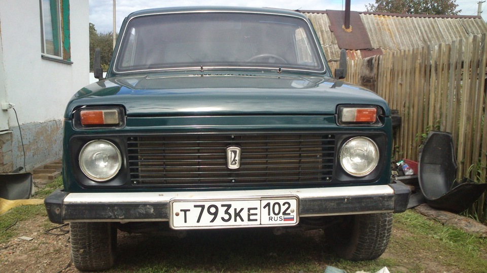 Перекрасили в цвет "Морская пучина" — Lada 4x4 3D, 1,6 л, 1991 года ...