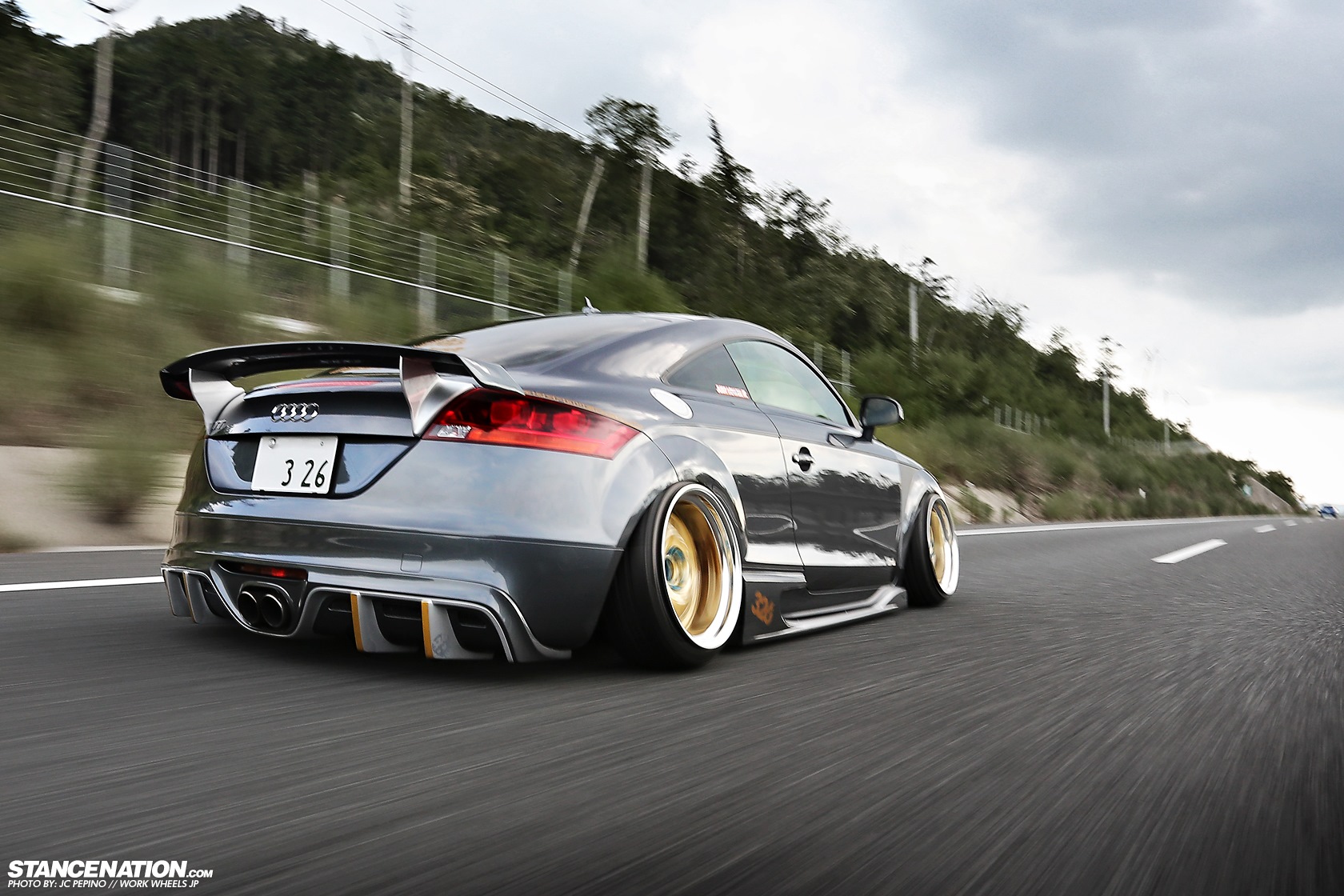 Lexus LFA stance