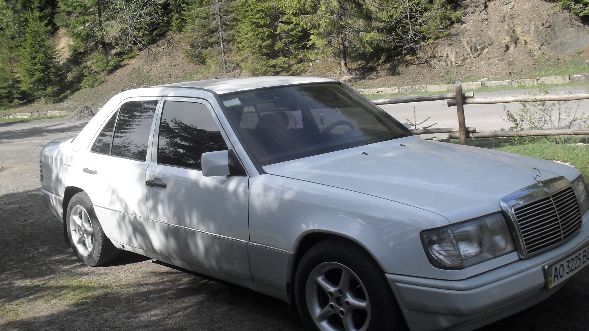 Mercedes-Benz E-class (W124) 3.0 бензиновый 1988 | кортеж на DRIVE2