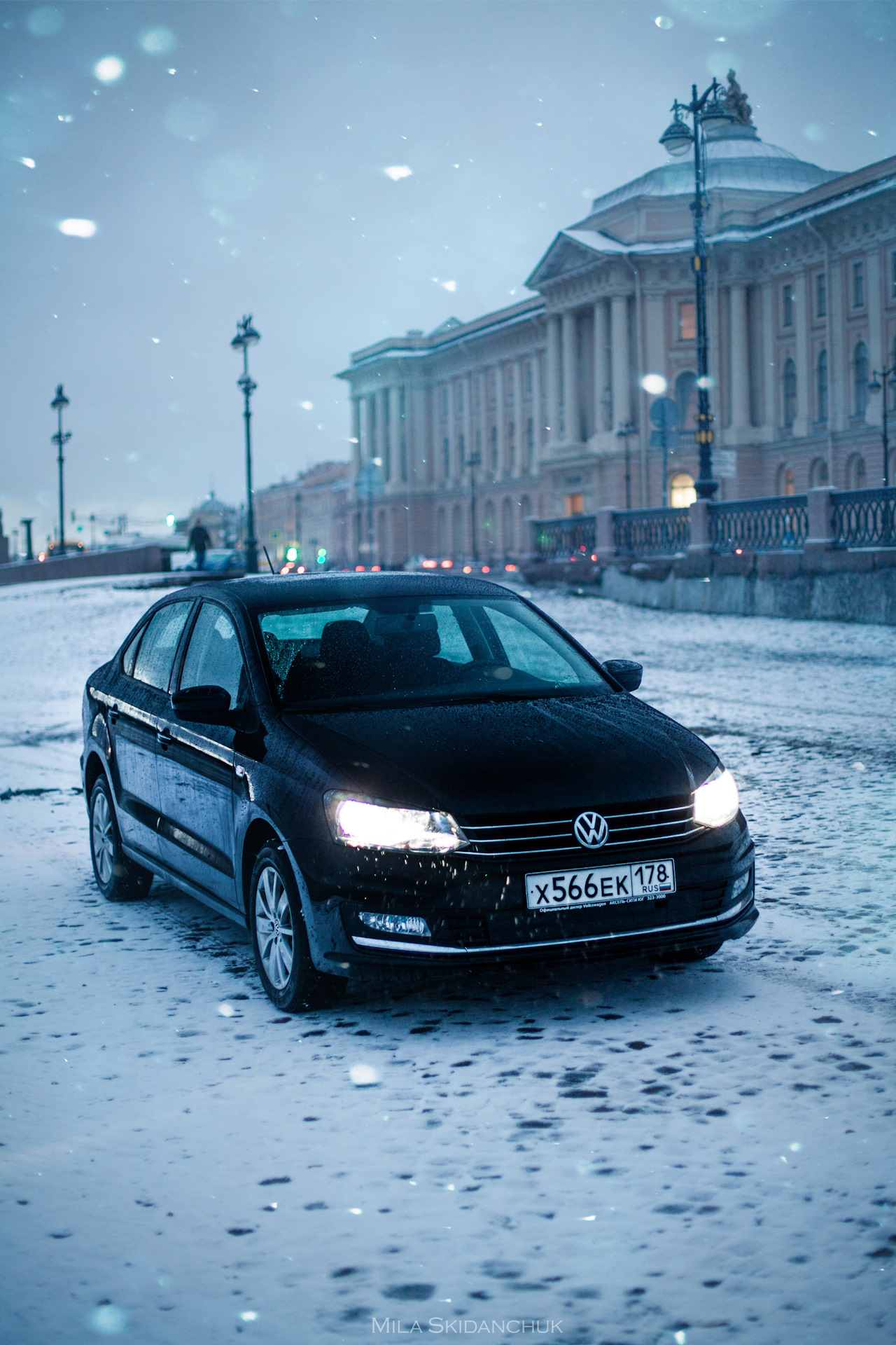 Седаны в спб. Volkswagen Polo sedan. WV Polo 5. Volkswagen Polo 2020 зима. Питер VW Polo.