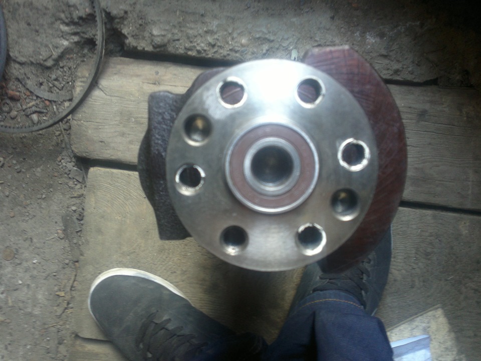 Проточка колена под классический подшипник — Lada 21074, 1,6 л., 2001 ...