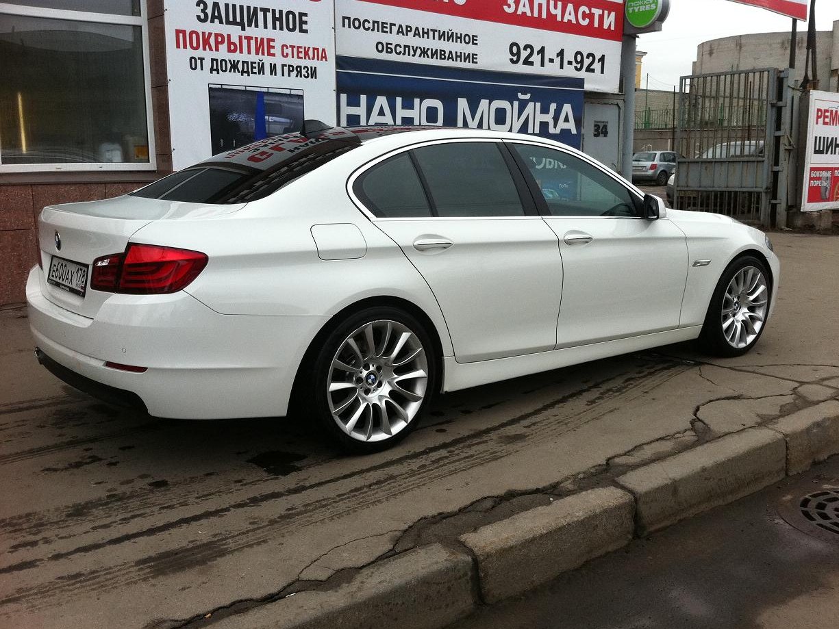 BMW 5 f10 белая