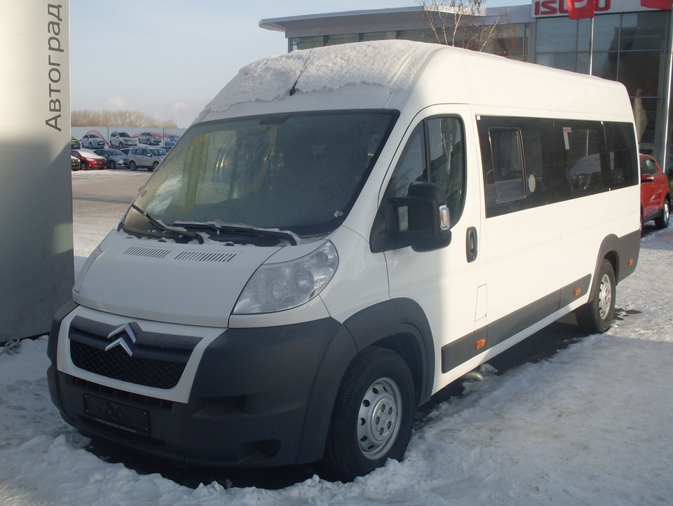 что лучше ford transit или peugeot boxer