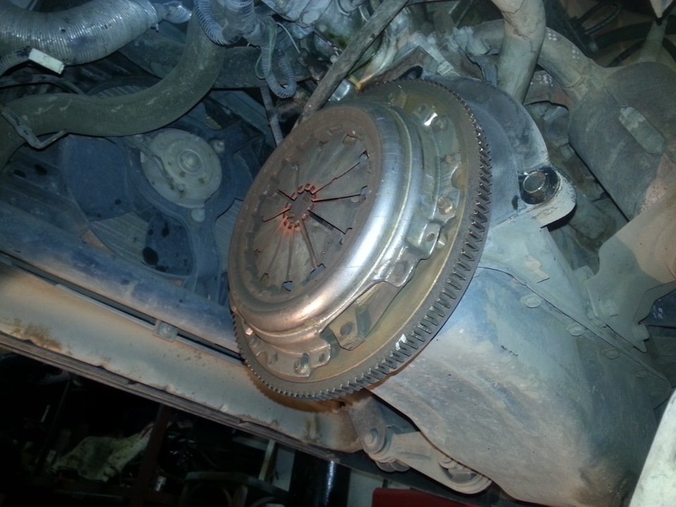 Установка "винтовой" блокировки и замена сцепления с колодками ...