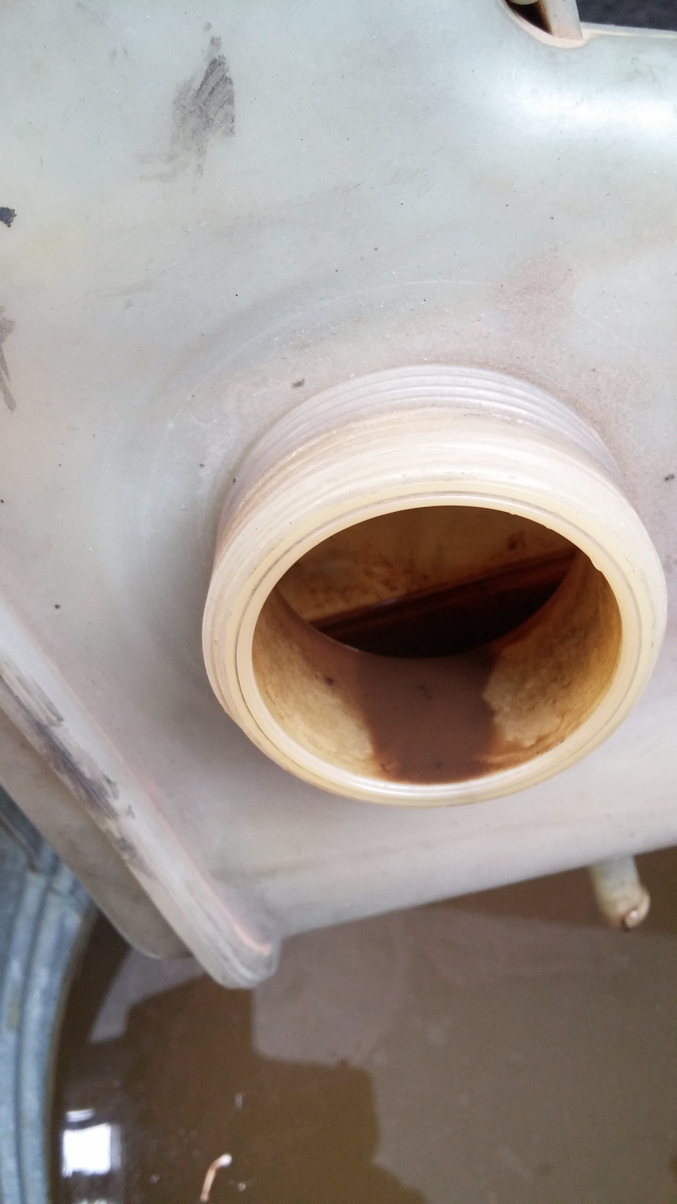 В бачке не меньшее гавно было — Jeep Cherokee (XJ)