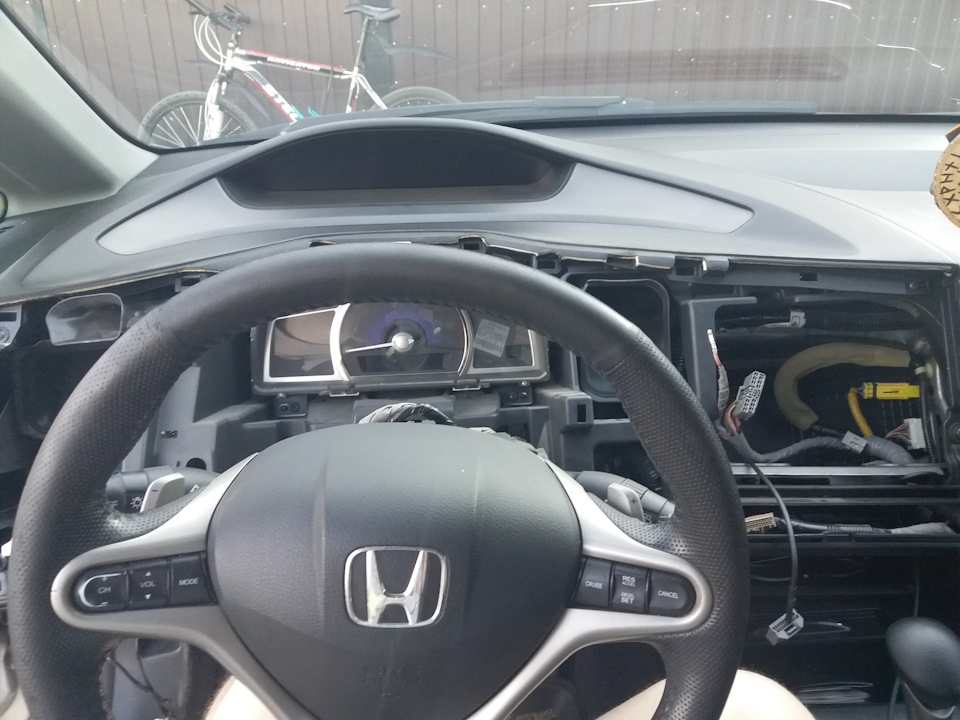 Подключение AUX к штатной магнитоле — Honda Civic 4D (8G), 1,8 л, 2006 ...