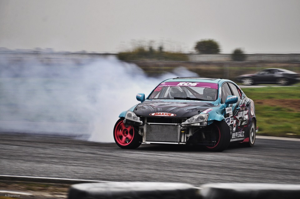 Lexus is250 Drift