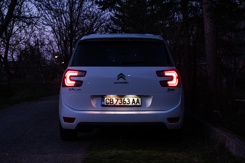 citroen c4 grand picasso number plate bulb