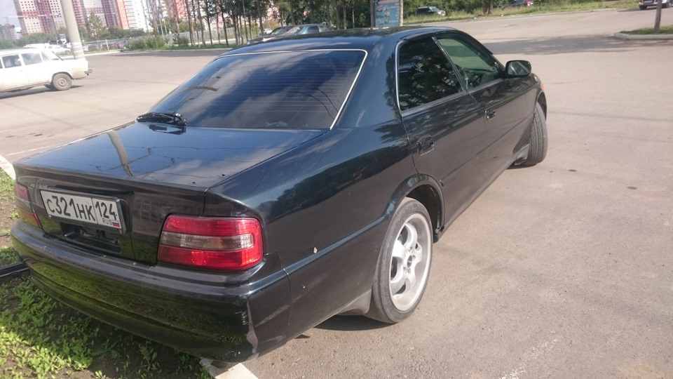 На холодную троит и дымит черным — Toyota Chaser (100), 2,5 л, 1998 ...