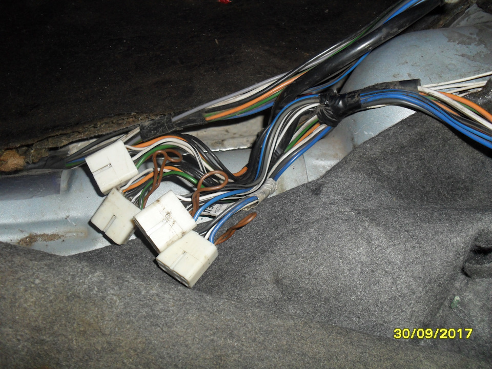 Блок ЭСП Калина + ЦЗ Перенос кнопок стеклоподьёмников — Lada 21102, 1,5 ...