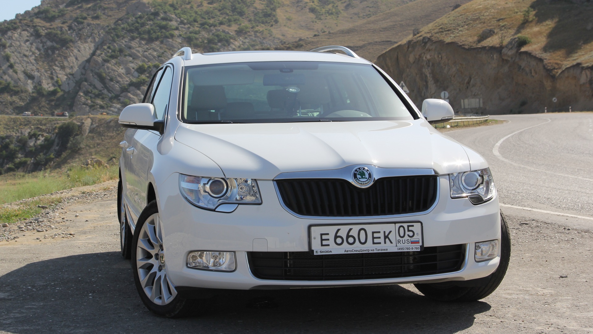 Skoda Superb Combi 2012