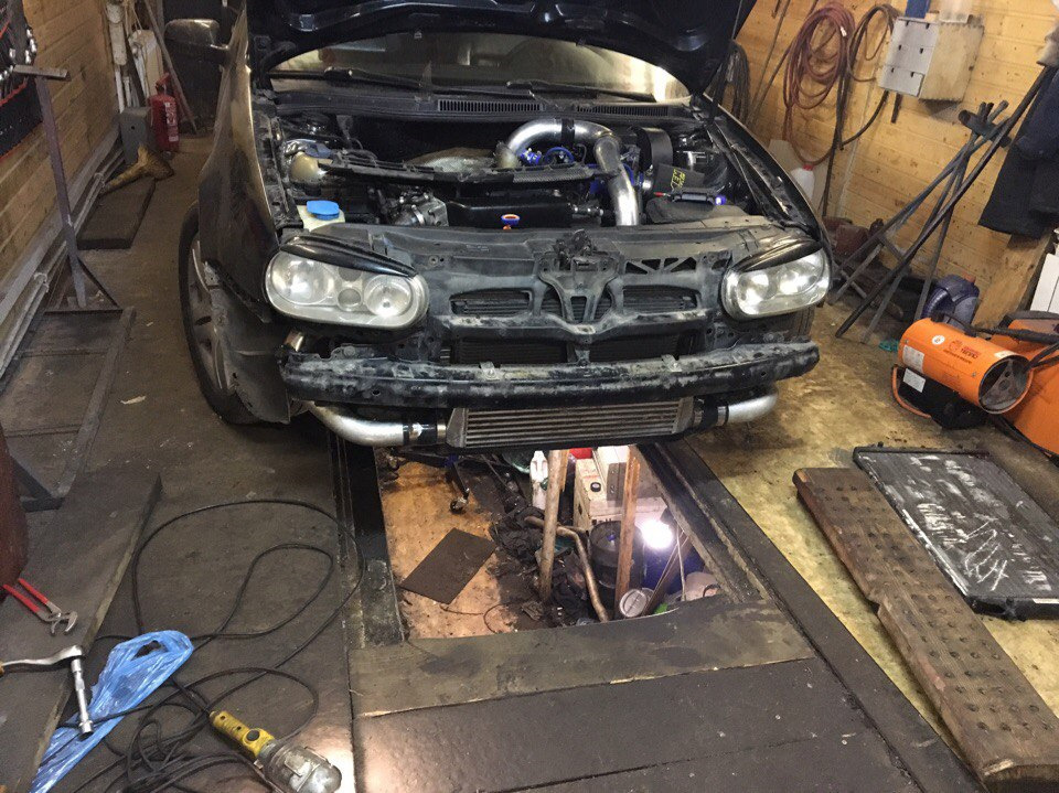 Замена радиатора охлаждения, промывка интеркулера. — Volkswagen Golf ...