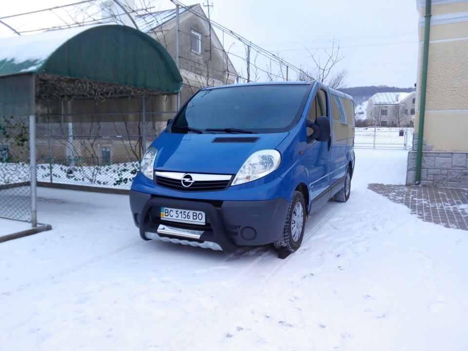 Опель виваро 2.5 дизель. Opel Vivaro. СТС Опель Виваро 2.0 CDTI.