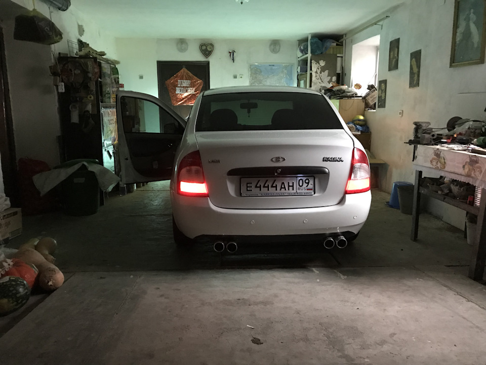 На днях буду тонировать задние фары — Lada Калина седан, 1,6 л, 2009 ...