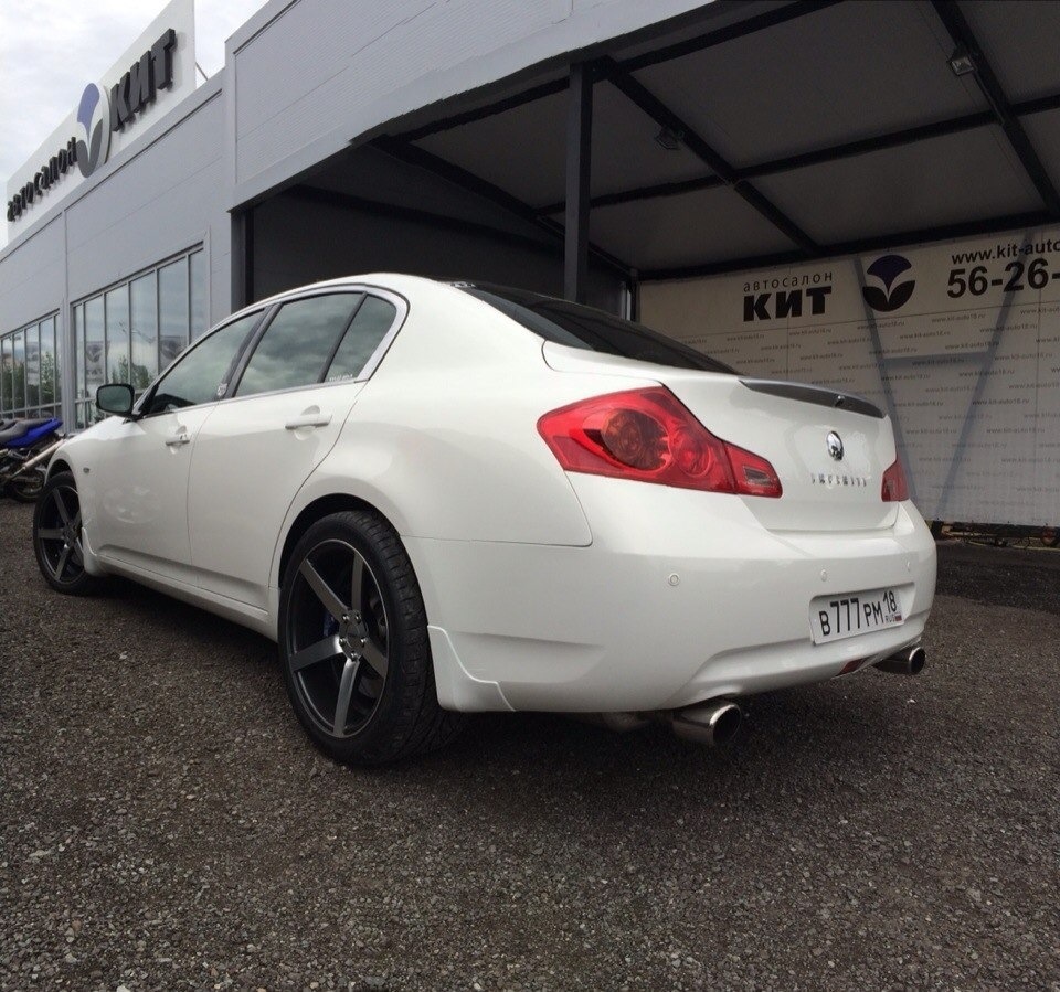 Infiniti g37 sedan Vossen