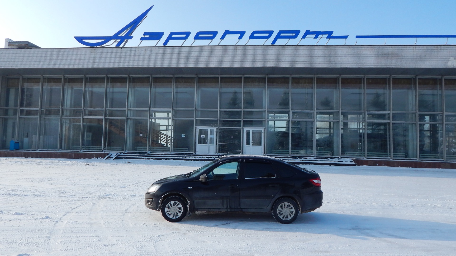 Lada Гранта лифтбек 1.6 бензиновый 2015 | • Жемчужина Бекки. на DRIVE2