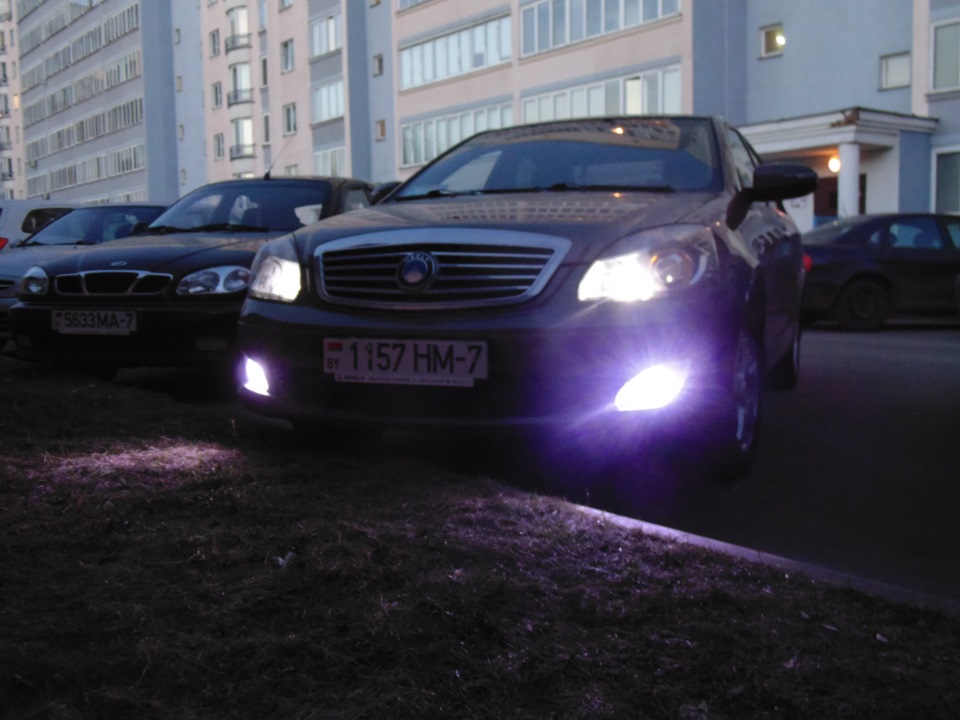 габариты и противотуманки — Geely SL, 1,8 л, 2014 года | аксессуары ...