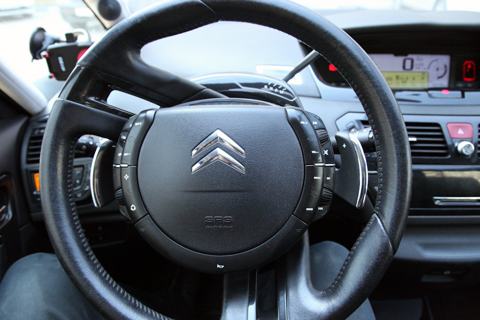 Сколько полезных кнопок пропадает зазря! — Citroen C4 Picasso (1G)