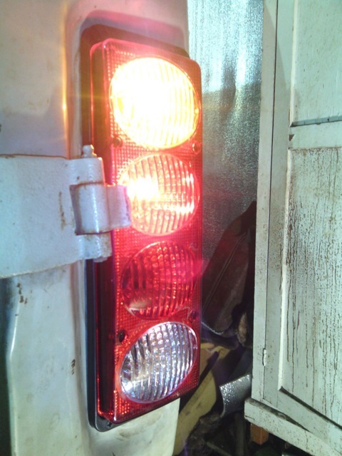 Стопаки на камаз. Задние стопаки газель. Задние фонари газель некст диодные. 3776. Фонарь газель некст освар.