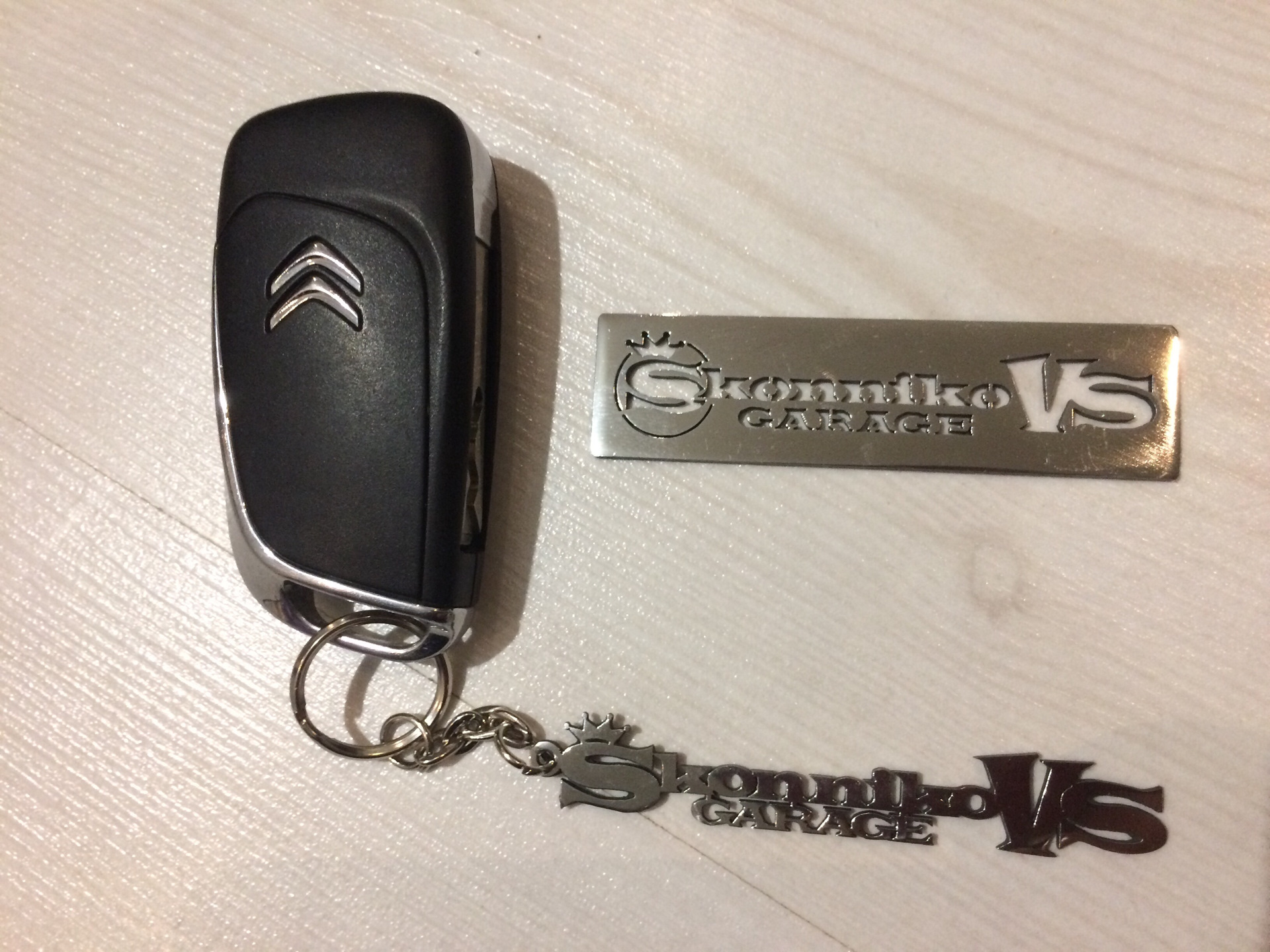 Прикольные штуки)))) — Citroen C4 (2G), 1,6 л, 2012 года | стайлинг ...