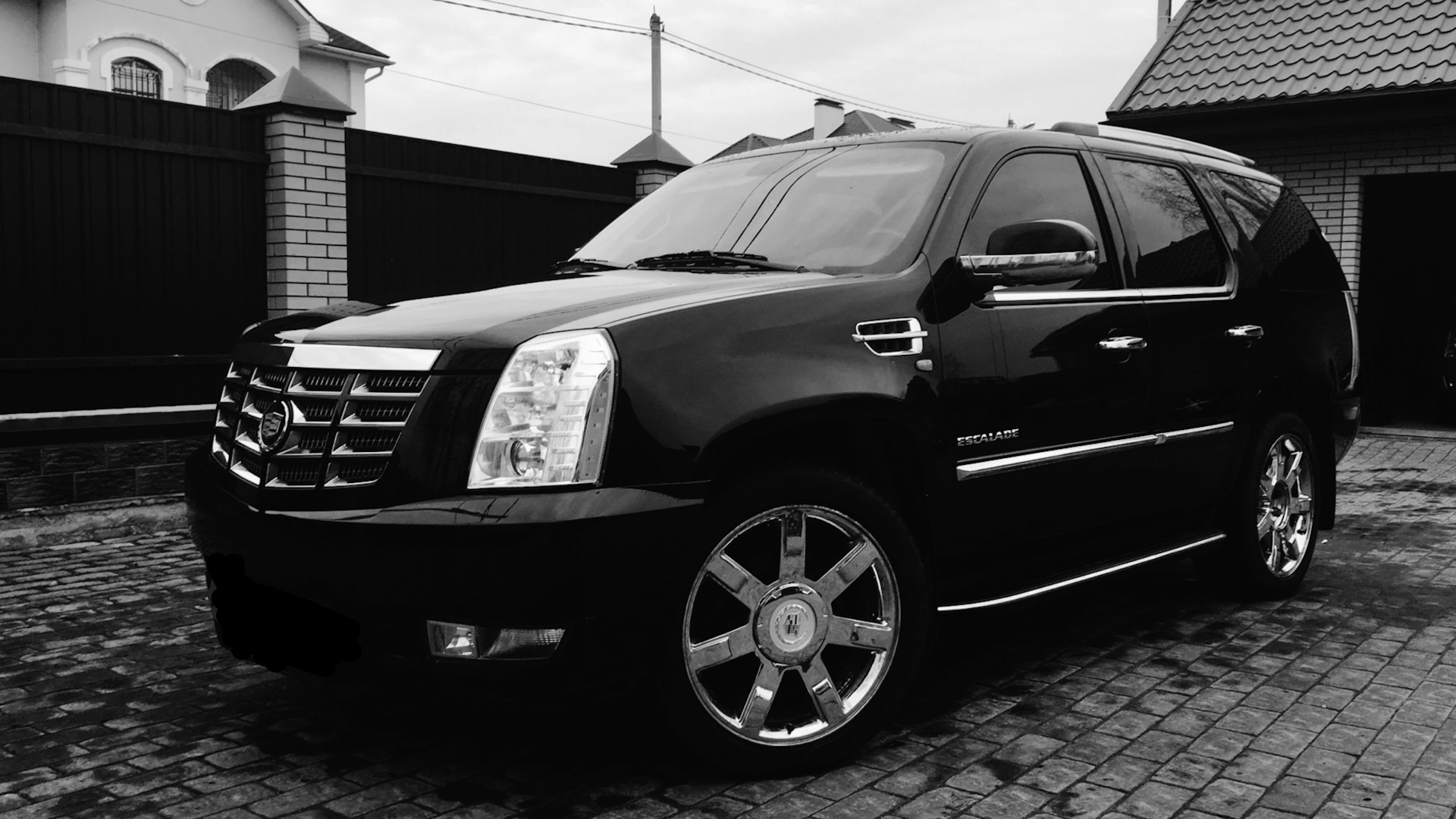 Cadillac escalade третьего поколения минусы