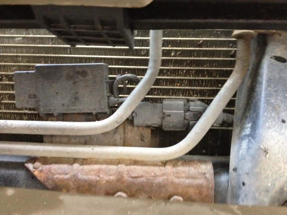 тот самый выходит… — Hyundai Sonata IV (EF)