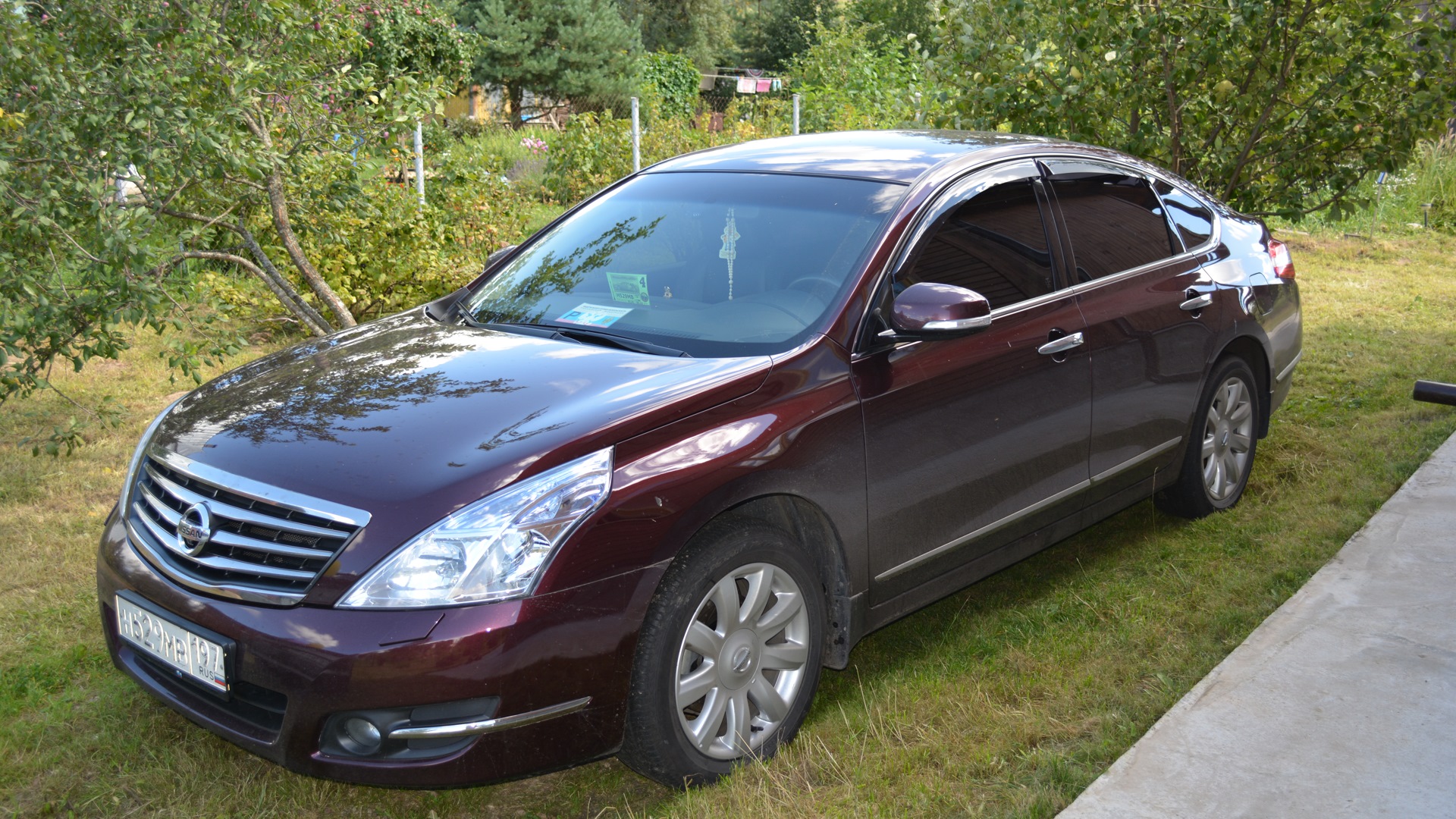 Nissan Teana (J32) 2.5 бензиновый 2011 | 2,5 XV Тёмно-Вишнёвая на DRIVE2