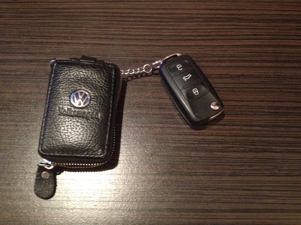 Ключница — Volkswagen Polo Sedan, 1,6 л, 2011 года | аксессуары | DRIVE2