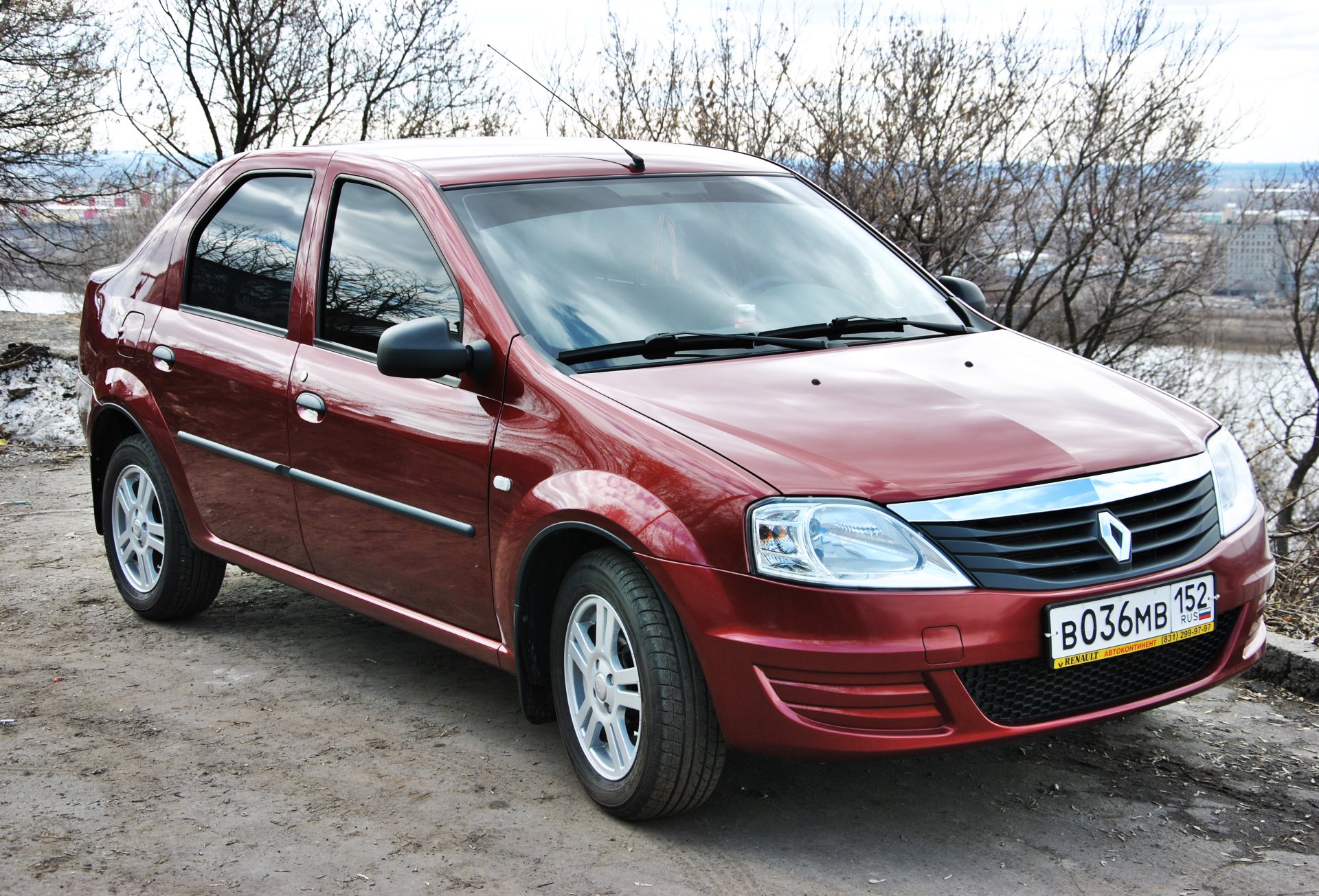 Рено Логан 1 6 2004