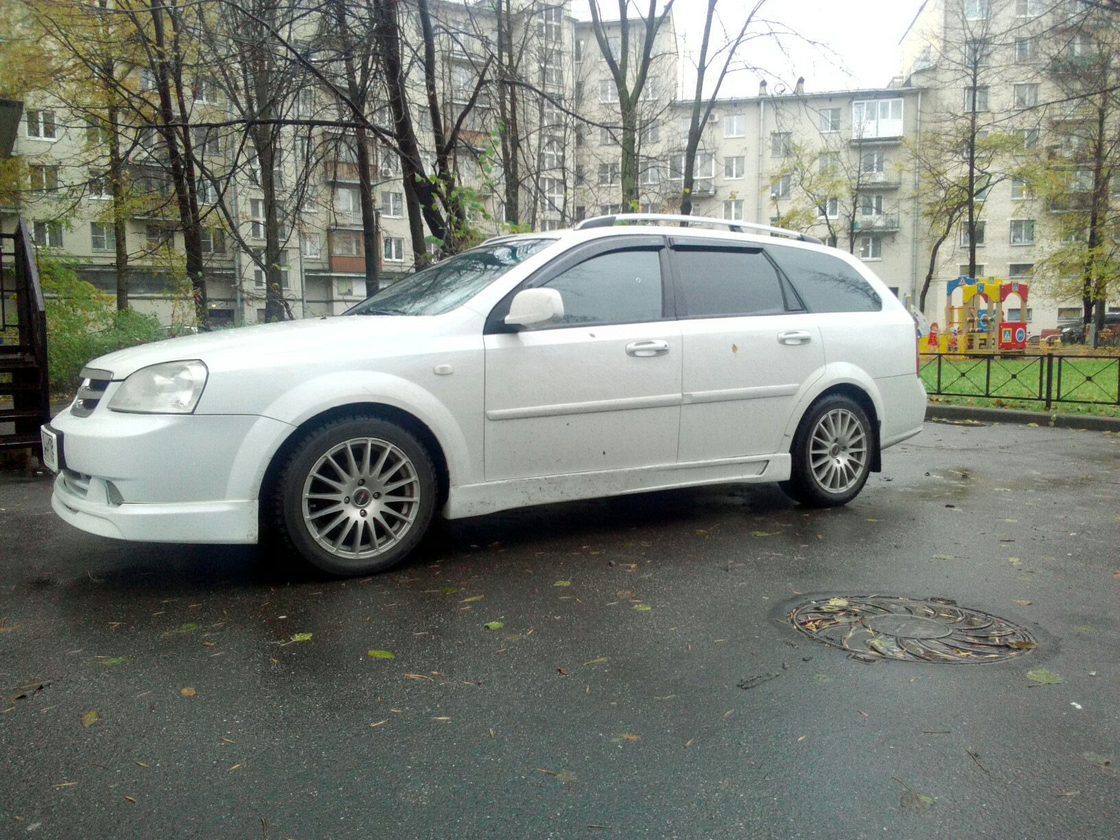 Chevrolet Lacetti красная универсал диски