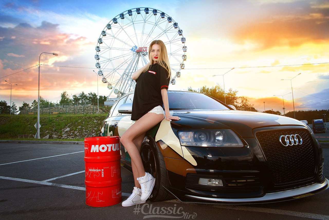 современные автомобили. наклейка включи фары. включи здесь машина. шиномонтаж. выставка современных автомобилей.