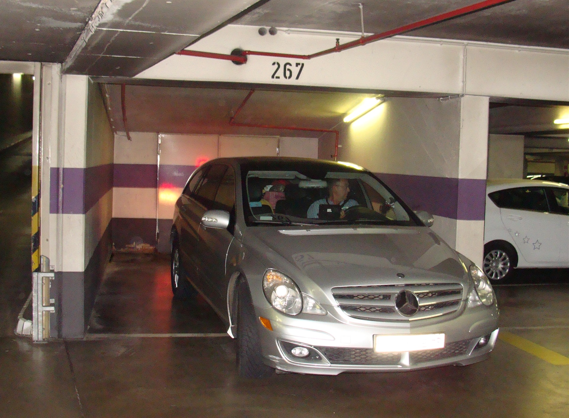 Из дальних странствий возвратясь… — Mercedes-Benz R-Class (W251), 3,5 л ...