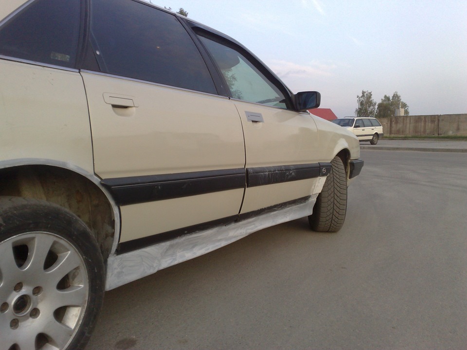 Прикупил пороги и небольшая покраска — Audi 100 (C3), 2,3 л, 1989 года ...