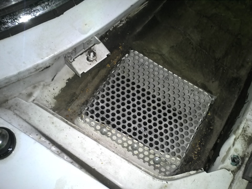 Защищаем печку от крупного мусора — ГАЗ 3110, 2,3 л, 2000 года | тюнинг ...