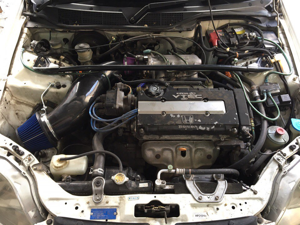 Впуск хонда с2000. Холодный впуск honda civic ek5. Вертикальный впуск хонда цивик 6. 8 tsi. Горизонтальный впуск хонда цивик 6.