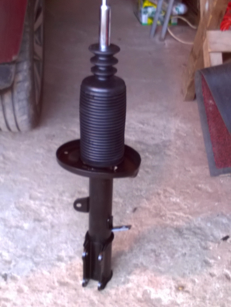 Naprawa tylnego zawieszenia samochodu Toyota Corolla 5 (E80, 1983-1990) - Toyota