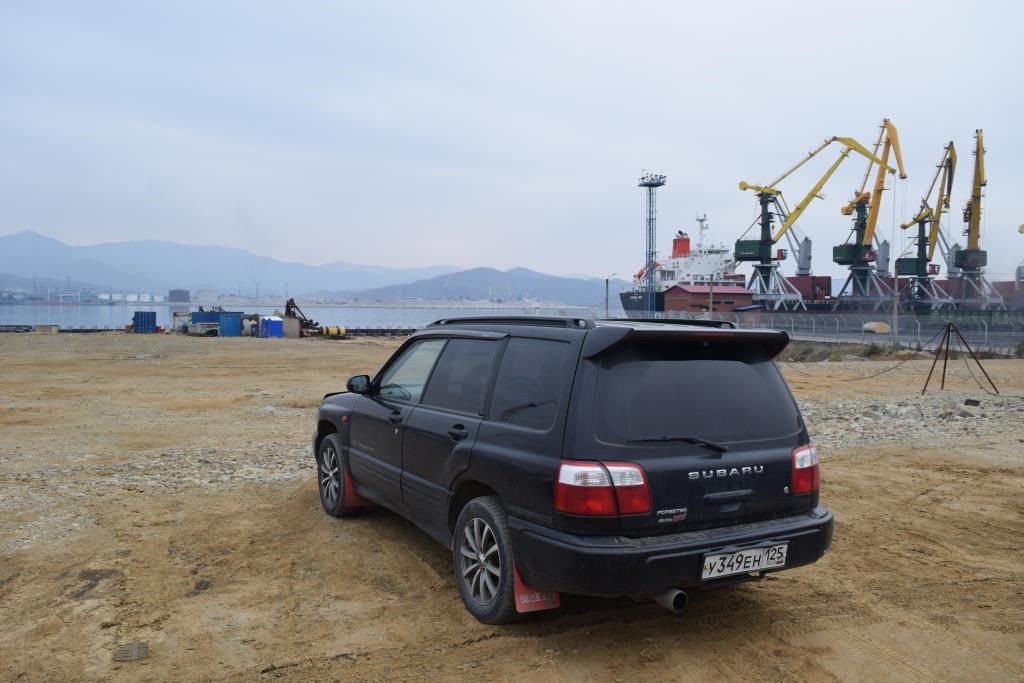 Купить subaru владивосток. Субару Форестер дром. Дром Владивосток Субару Форестер. Subaru Forester с казахстанским номером. Carabinieri Subaru Forester.